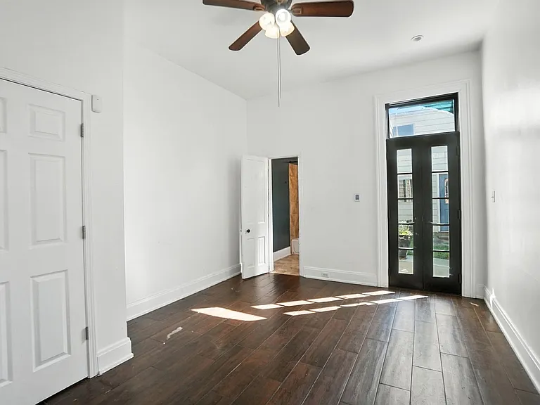 843 Overton St — Photo 19