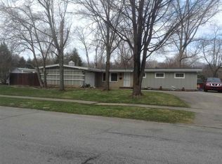 3213 Hilltop Dr, South Bend, IN 46614