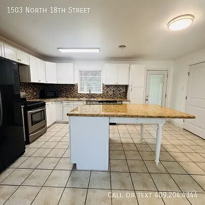 Beautiful 3-Bedroom | 2 Bathroom Single Family Home for Rent in Nederland, TX — Photo 3