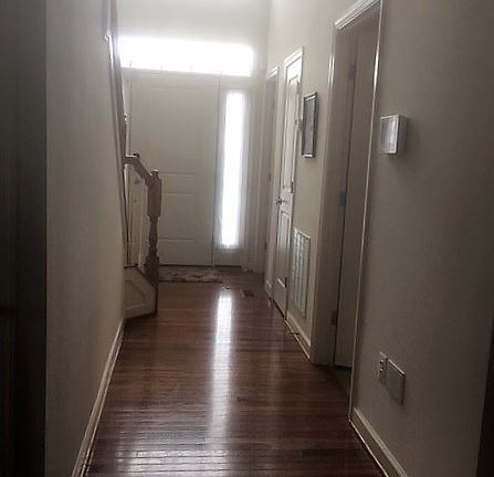 Hardwood Foyer & Hall