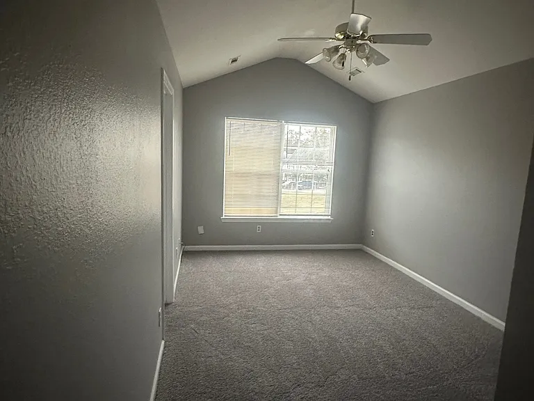 293 Brookview Dr — Photo 17