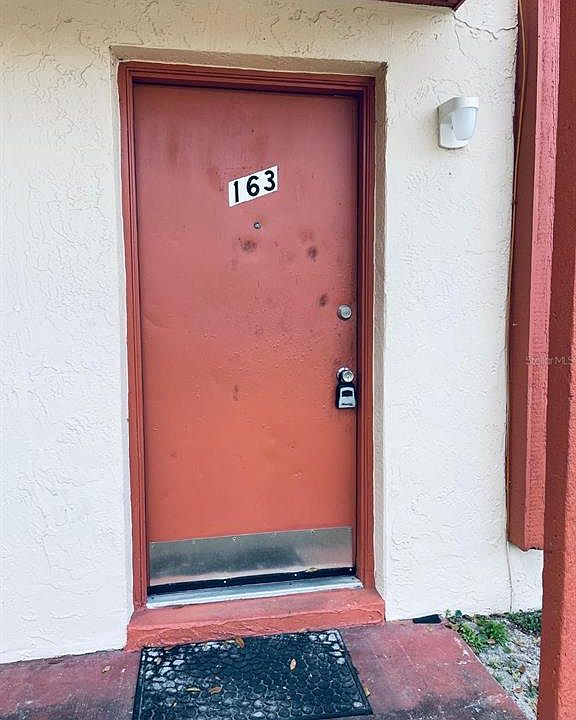 1st image of 163 Garden Dr
