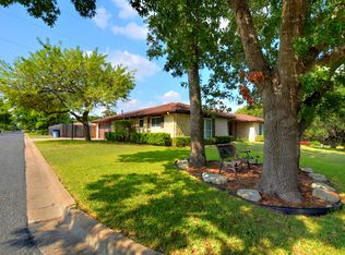 1305 Oak Shadows Cir, Austin, TX 78758