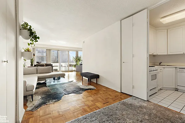 Rented by Brown Harris Stevens | media 2