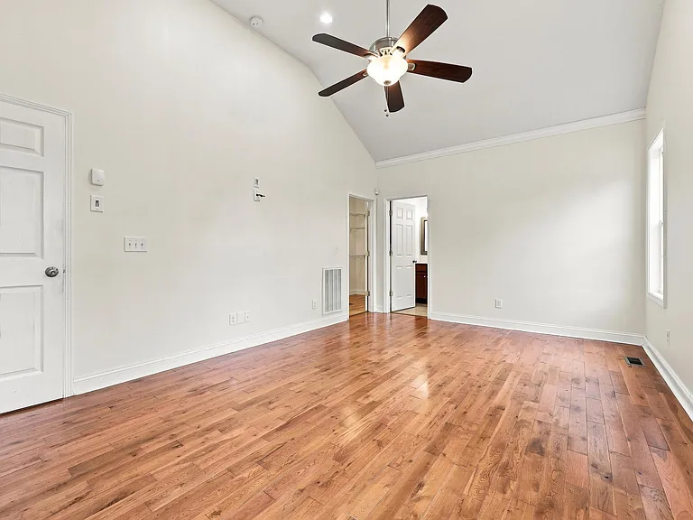 494 Asset Pkwy — Photo 34