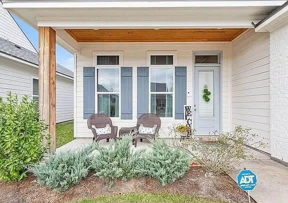 221 Timber Mill St — Photo 2