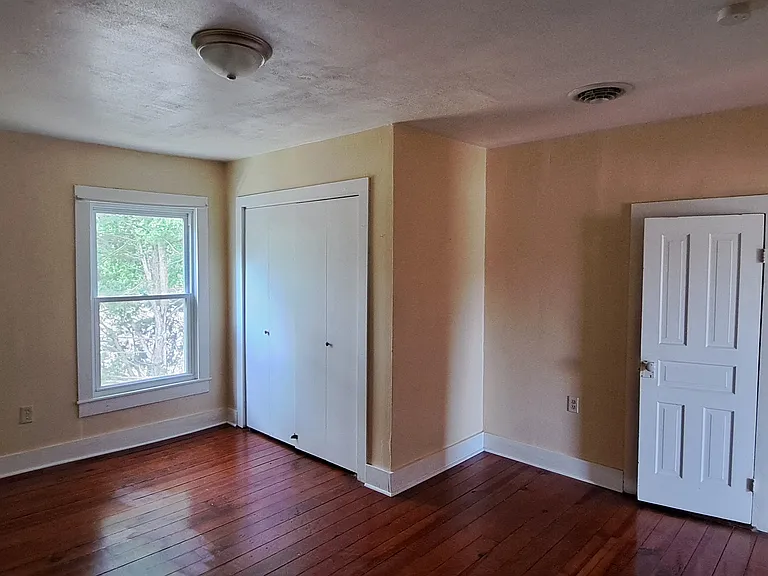 781 Kingsale Rd — Photo 19