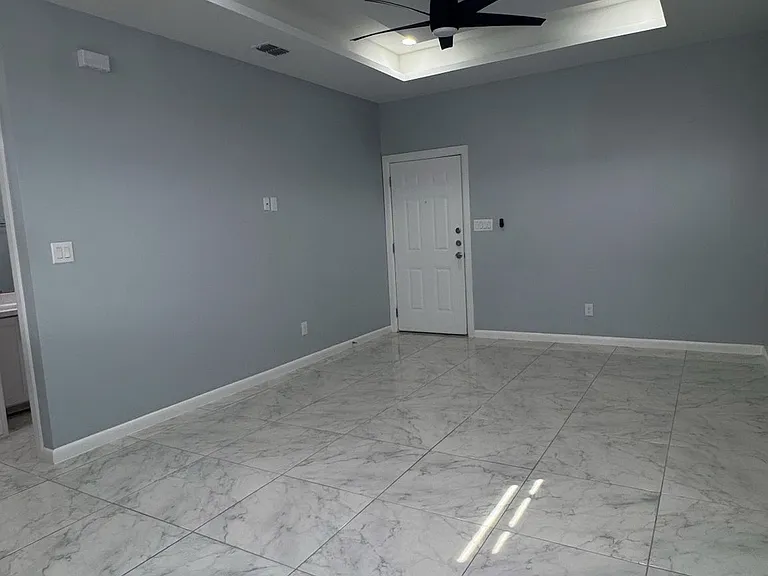 1019 N Abbey Ave #2 — Photo 6