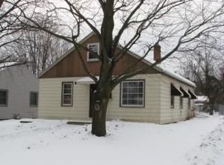 425 Maple Ave, Hartford, WI 53027