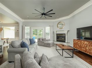 7 Stratfield Ln, Bella Vista, AR 72714