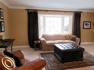 5th image of 38187 Connaught Dr