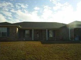 2906 Fallen Tree Dr, Cantonment, FL 32533