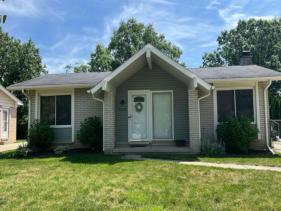 1st image of 1362 Longfellow Dr
