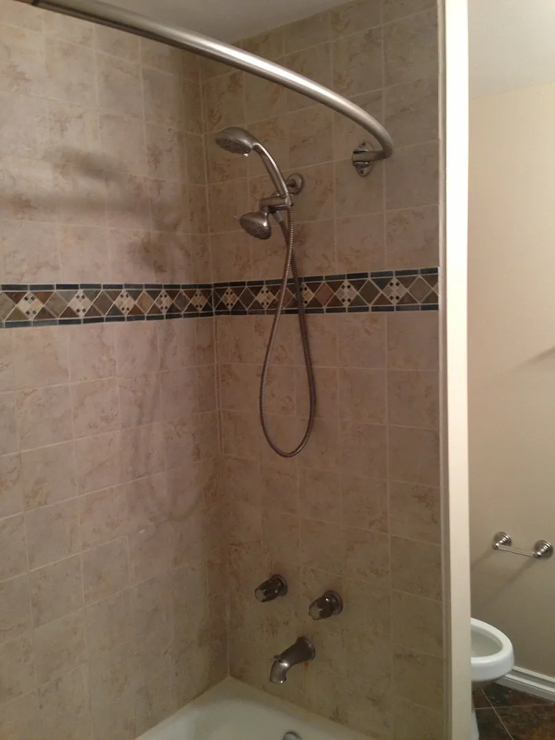 Yorba Linda Condo, 2 bedroom, 2 bath, single story, pet friendly, 1 car garage — Photo 4
