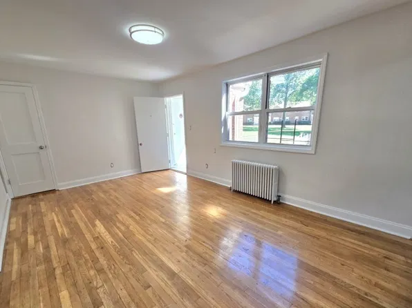 65-42 223rd Pl #1, Oakland Gardens, NY 11364