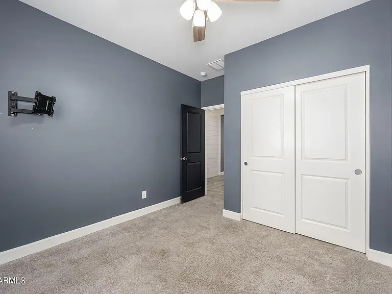 542 E Bamboo Ln — Photo 12