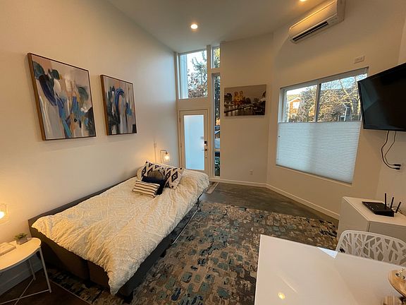 5th image of 6319C 34th Ave SW #1