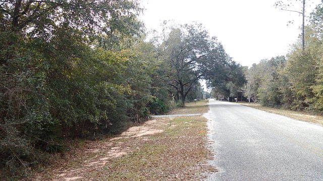 2nd image of 30841 Cypress St