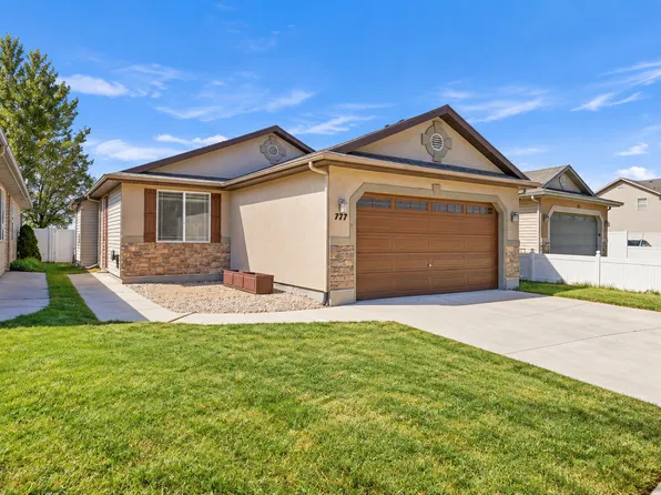 777 N Skipton Dr, North Salt Lake, UT 84054