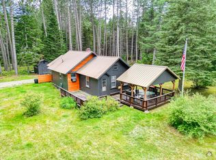 11 Wing Road, Eustis, ME 04936