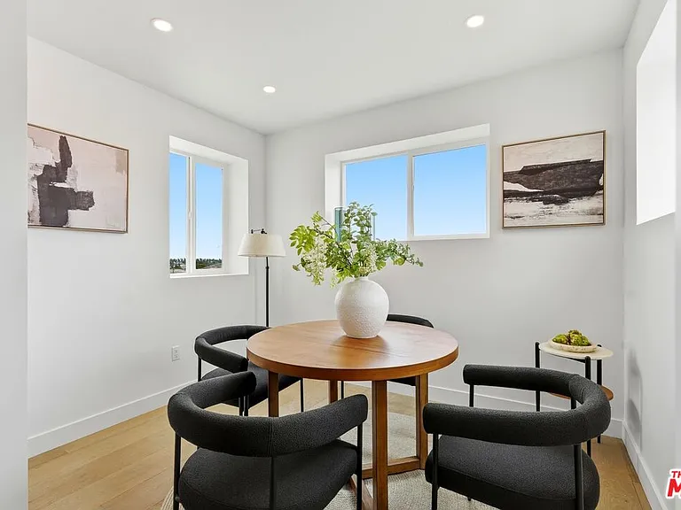 5452 Harcross Dr — Photo 18
