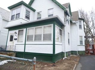 402 Pleasant St, Holyoke, MA 01040