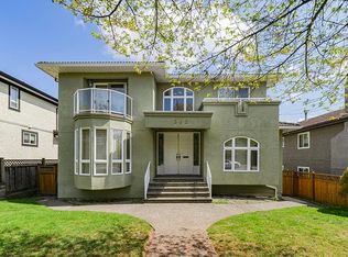 7362 Waverley Ave, Burnaby, BC V5J 4A6