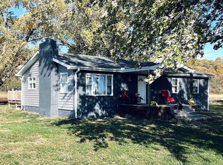 7478 State Route T, Amazonia, MO 64421