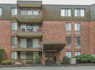 1000 Paradise Rd #3, Swampscott, MA 01907