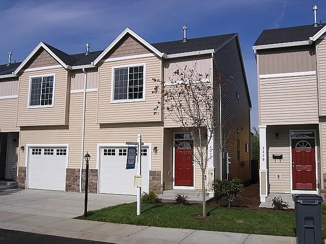 4327 SE 79th Ave photo 1