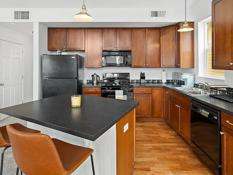 10241 E 26th Ave — Photo 11