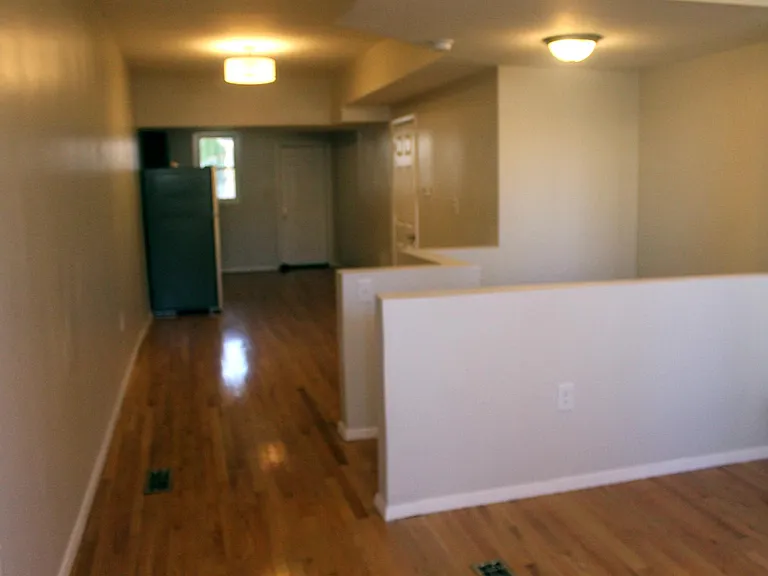 1002 Girard St NW #B — Photo 2