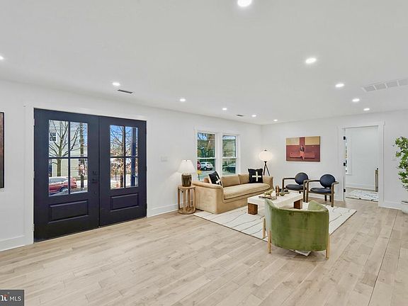 3rd image of 1355 Longfellow St NW