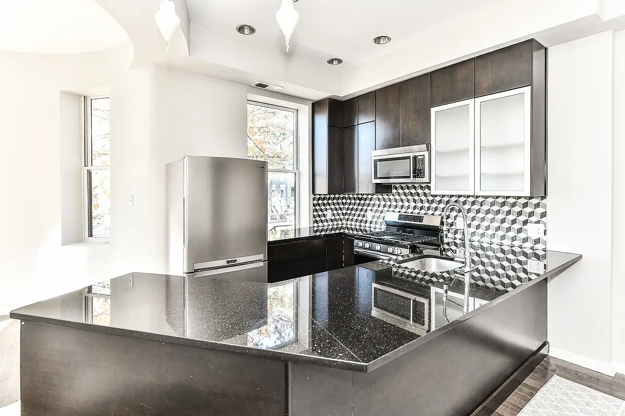2 S Street NE, #2 (DC) - 2 — Photo 4