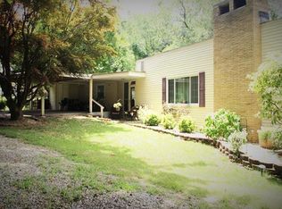 10 Ridge Ln, Belleville, IL 62223