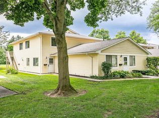 36 Milrace Dr, East Rochester, NY 14445