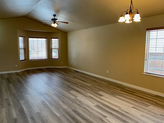 3rd image of 249 Granite Way
