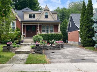 435 Maple Ave, Oakville, ON L6J 2J2