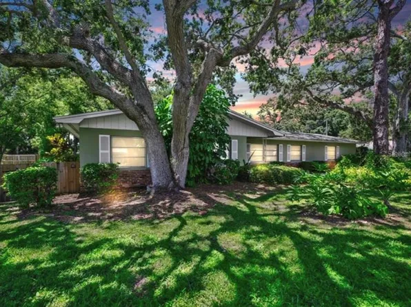 58 Arnoni Dr, Dunedin, FL 34698