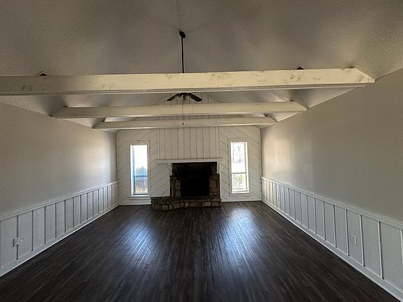 2nd image of 3863 Lucerne Dr