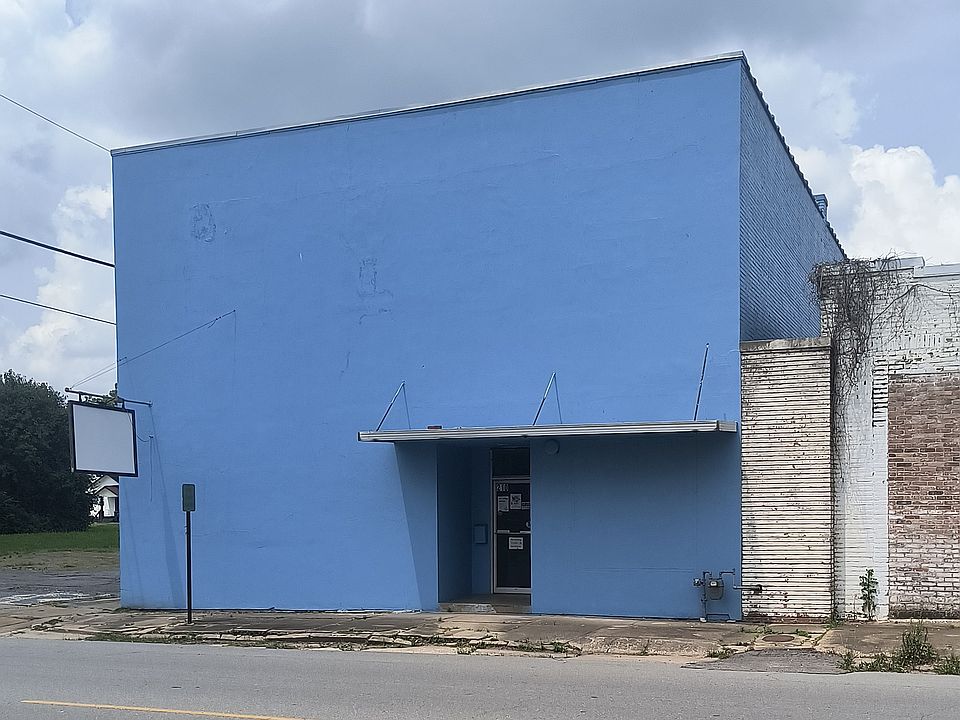 Building Photo 4