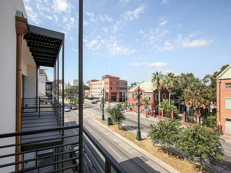 618 N Rampart St #201 — Photo 22