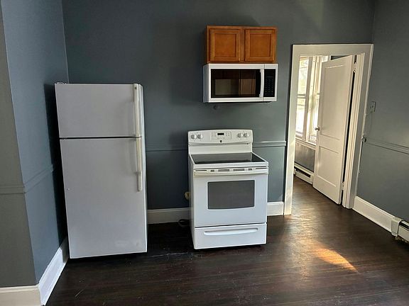 5th image of 95 Kent St #3