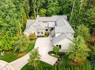 15 Corey Creek Rd, Sylvania, OH 43623