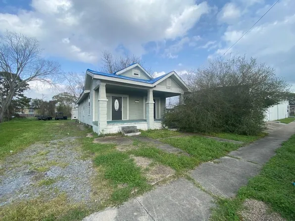 1017-19 Derbigny St, Gretna, LA 70053
