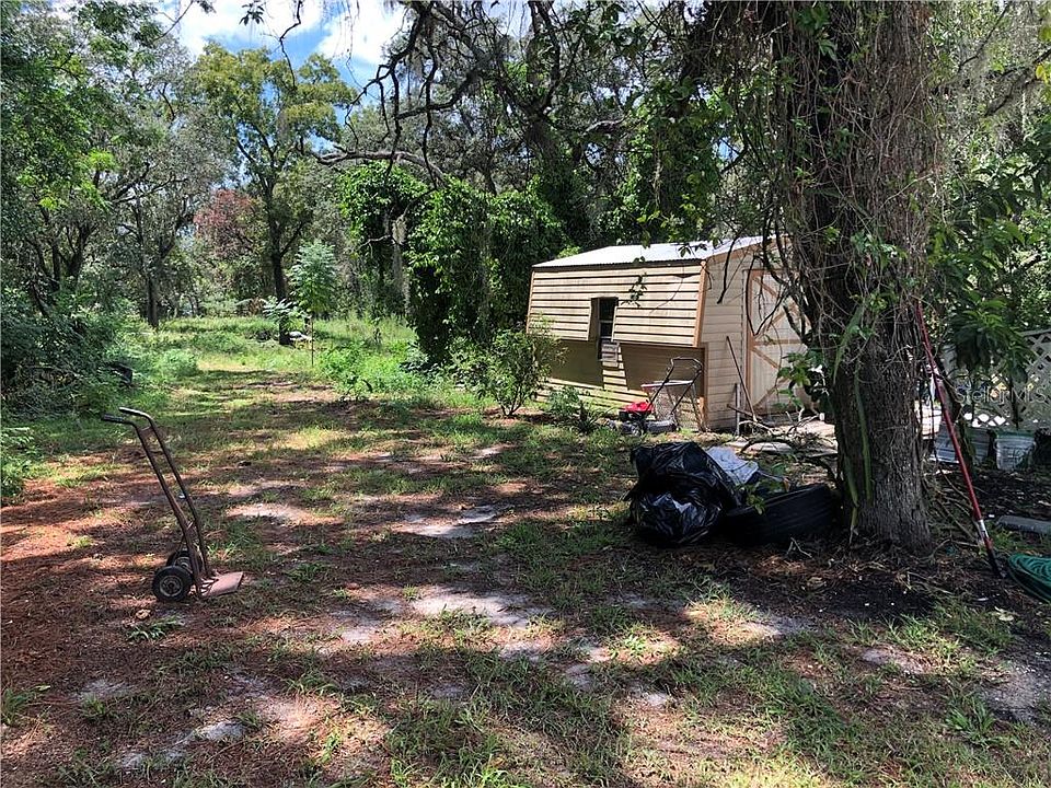 2nd image of 17333 Evelyn Ct