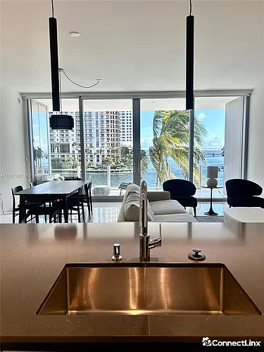 300 Biscayne Boulevard Way Photo 1