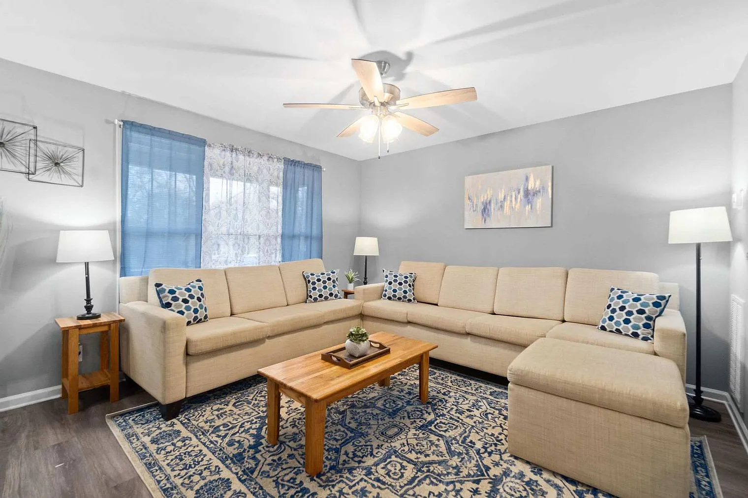 3 bed, 2.0 bath, 1377 sqft, $2,166 — Photo 1