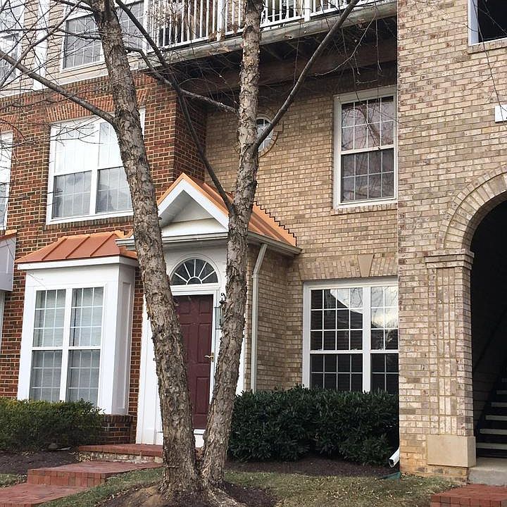 1st image of 237 Jay Dr #90