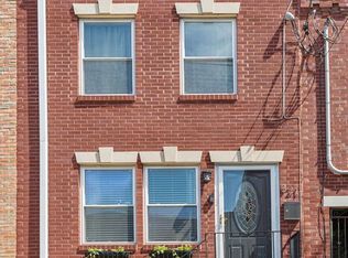 821 Mountain St, Philadelphia, PA 19148